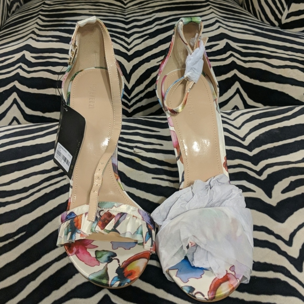 Floral print satin heels